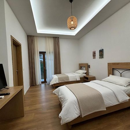 Hotel Gle-Alb Agrotourism Tepelene Exteriér fotografie