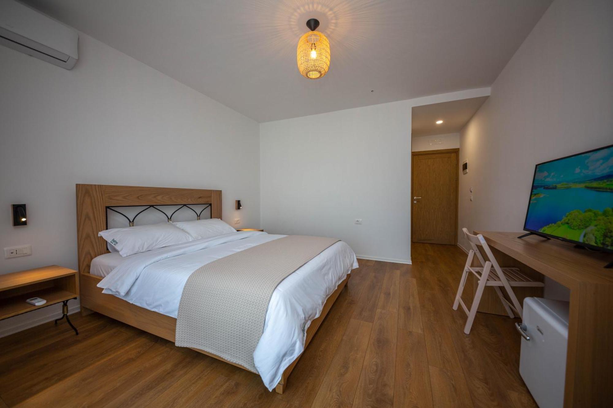 Hotel Gle-Alb Agrotourism Tepelene Pokoj fotografie