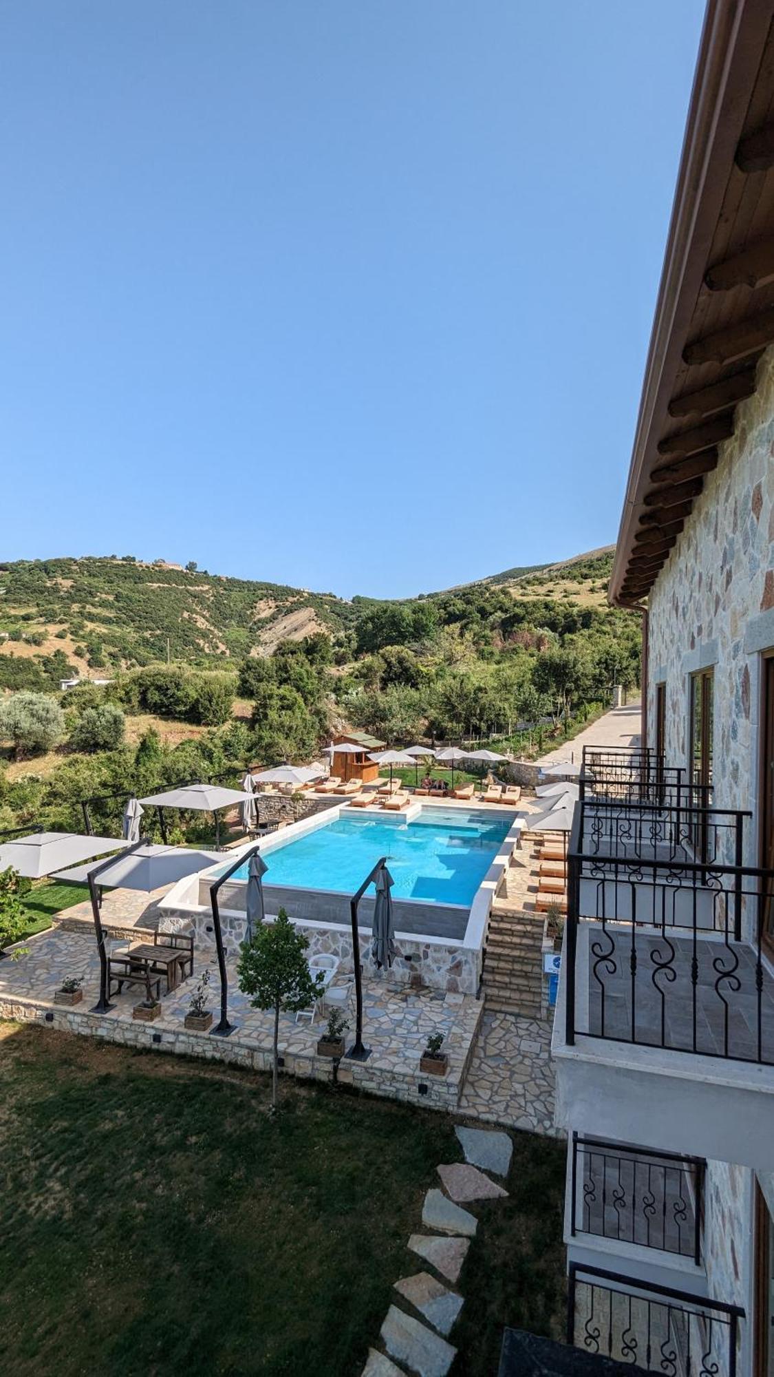 Hotel Gle-Alb Agrotourism Tepelene Exteriér fotografie