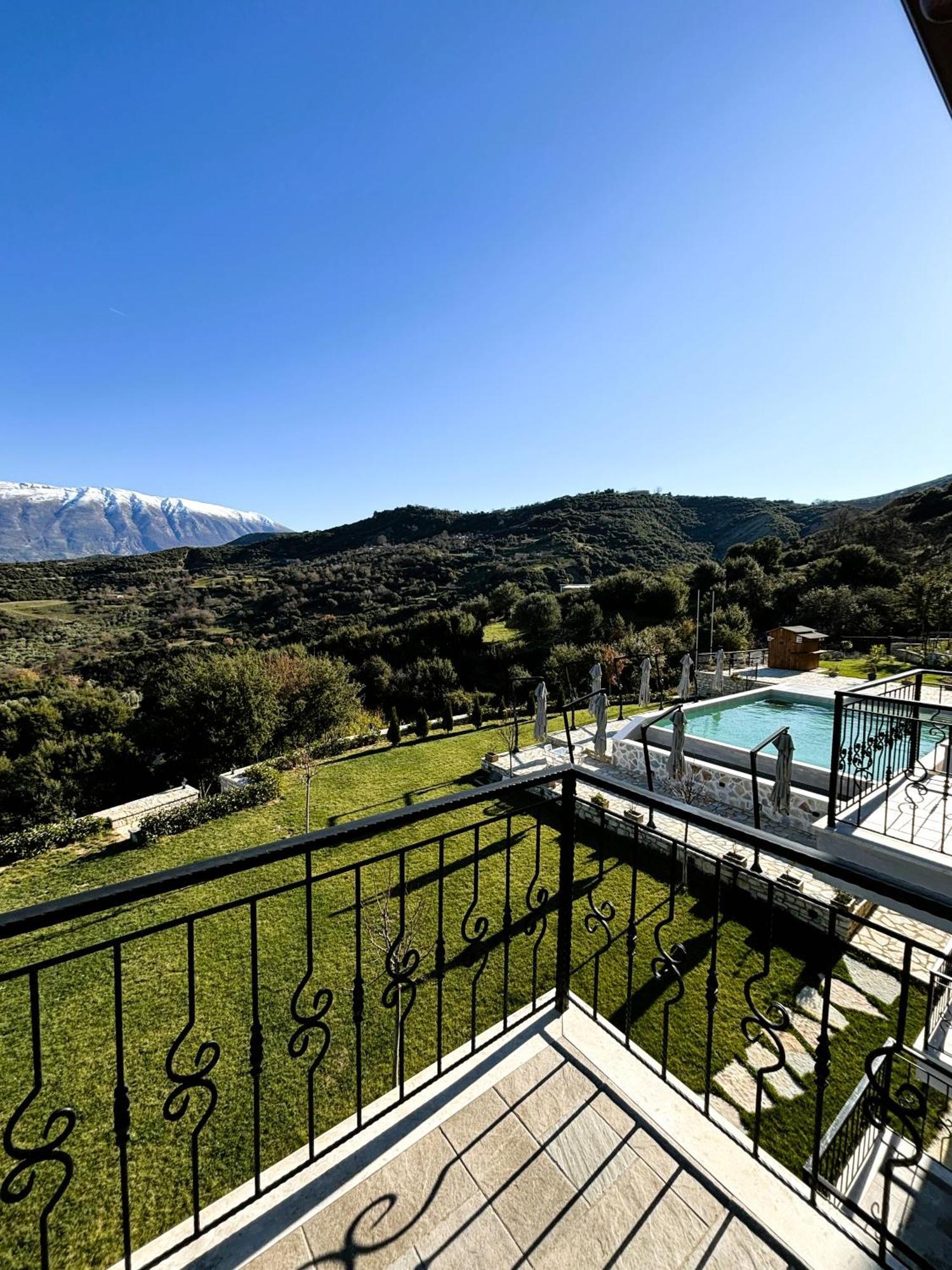Hotel Gle-Alb Agrotourism Tepelene Exteriér fotografie