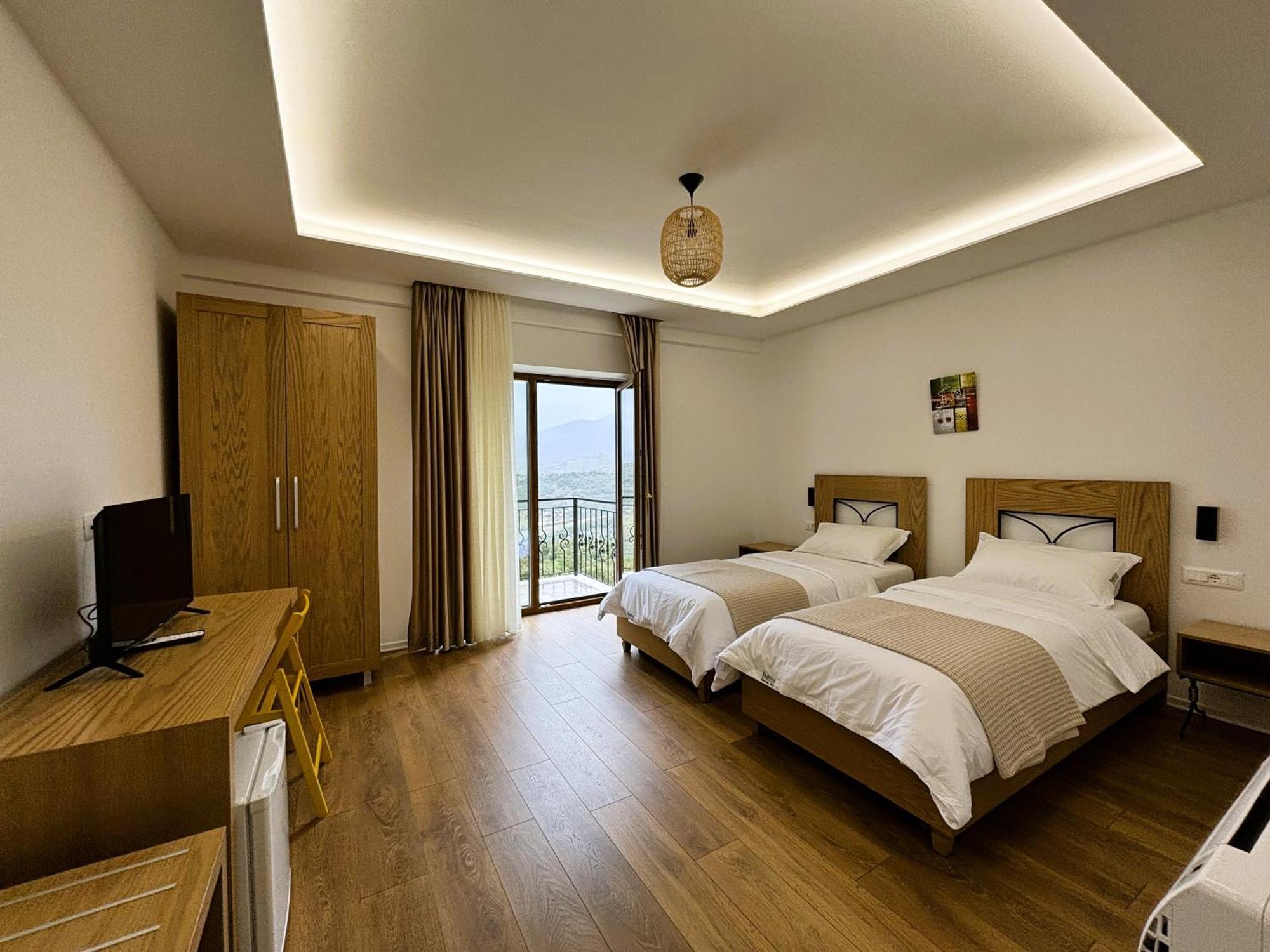 Hotel Gle-Alb Agrotourism Tepelene Exteriér fotografie