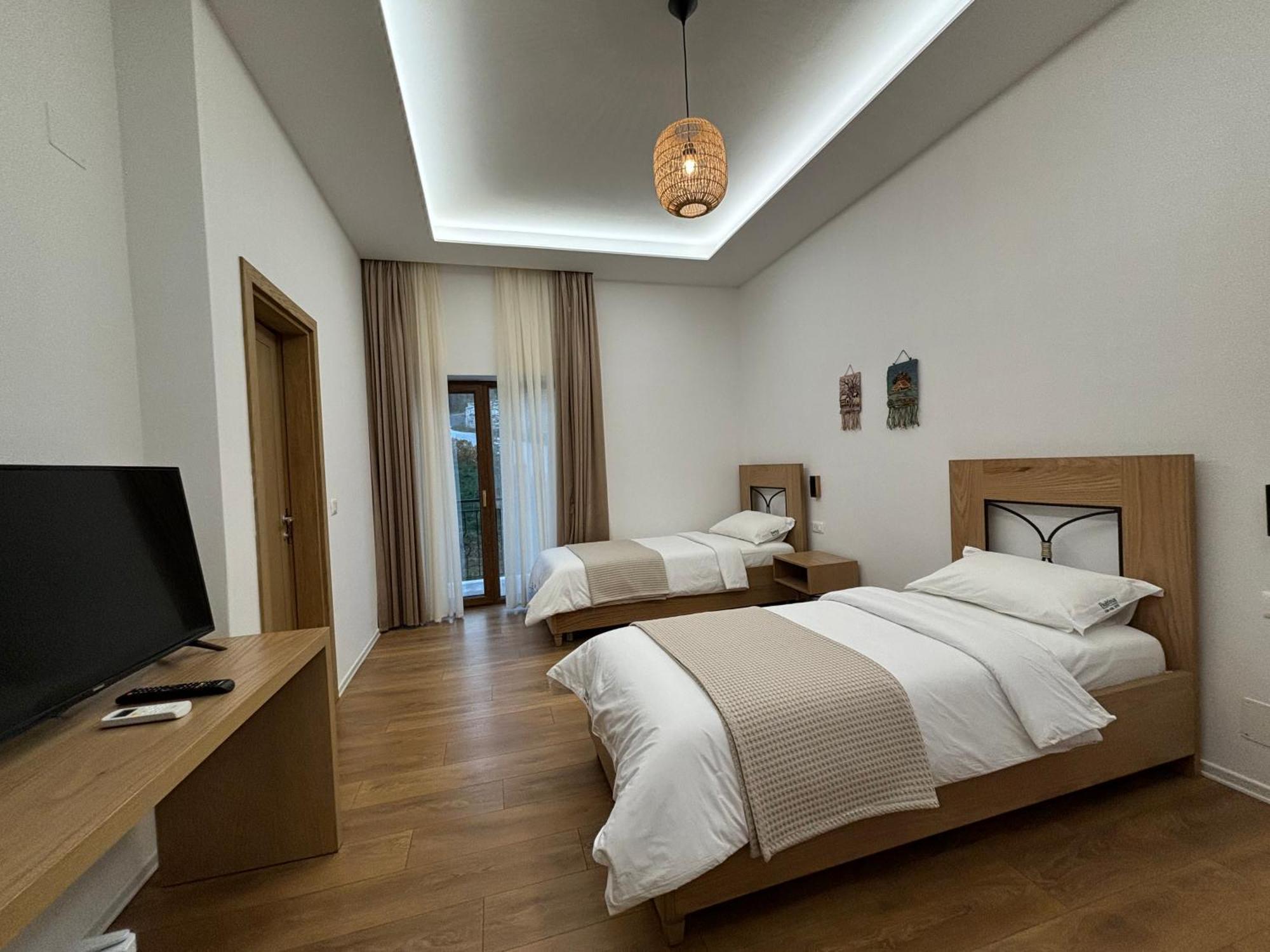 Hotel Gle-Alb Agrotourism Tepelene Exteriér fotografie