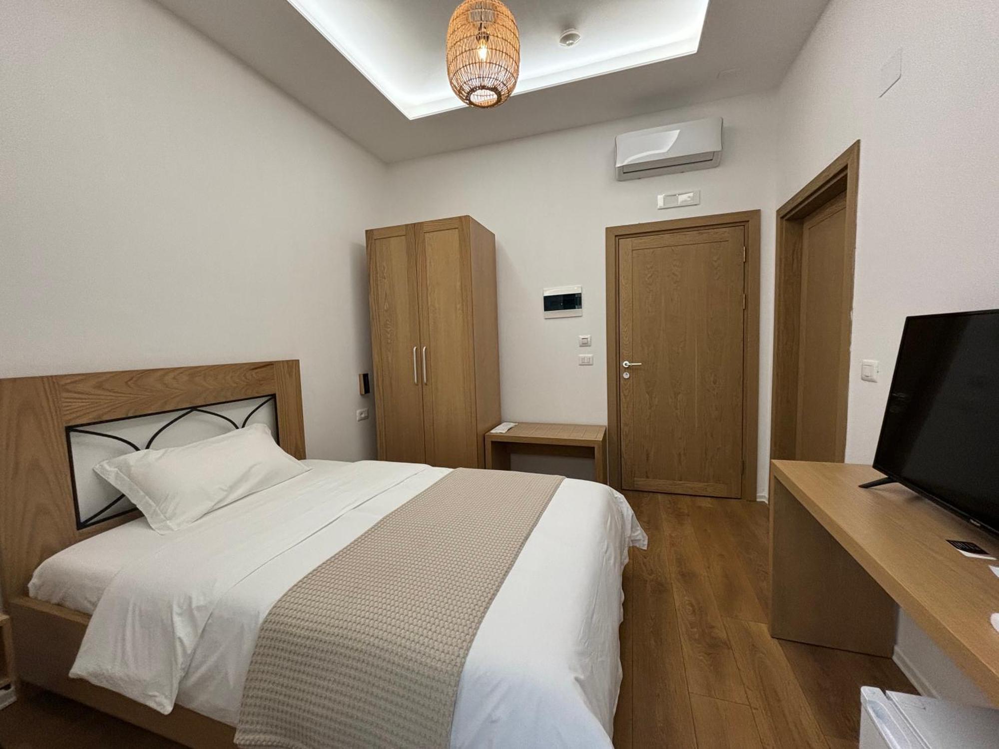 Hotel Gle-Alb Agrotourism Tepelene Exteriér fotografie