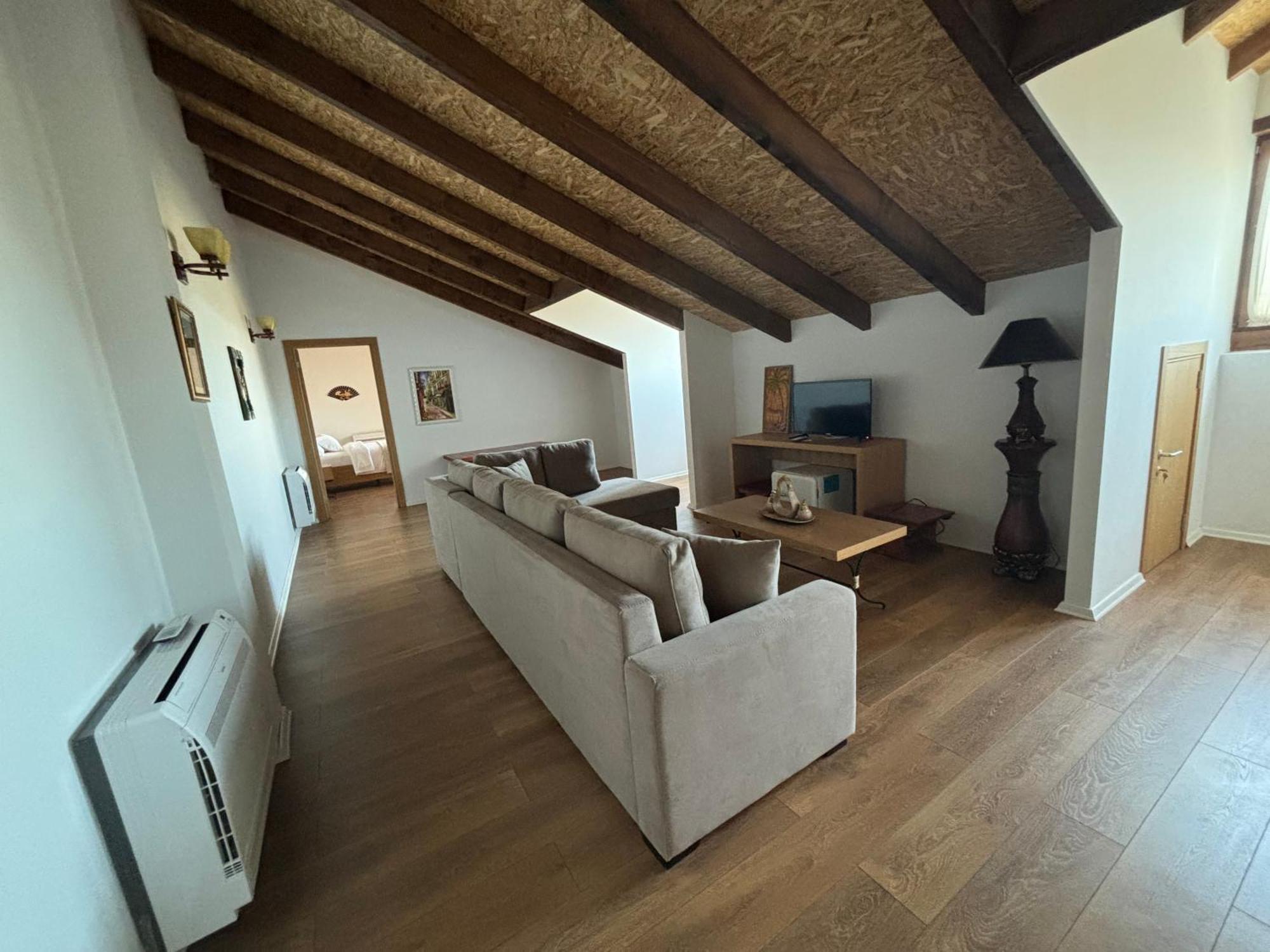 Hotel Gle-Alb Agrotourism Tepelene Exteriér fotografie