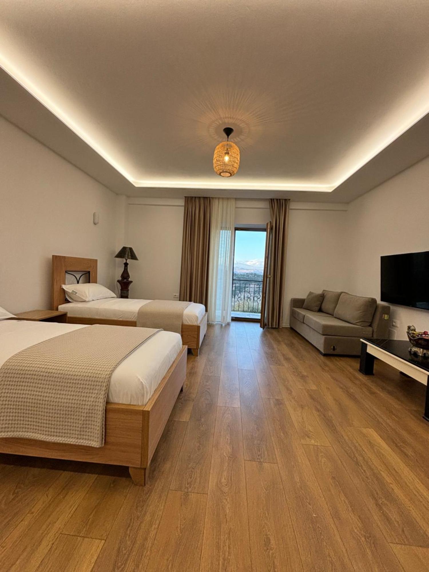 Hotel Gle-Alb Agrotourism Tepelene Exteriér fotografie