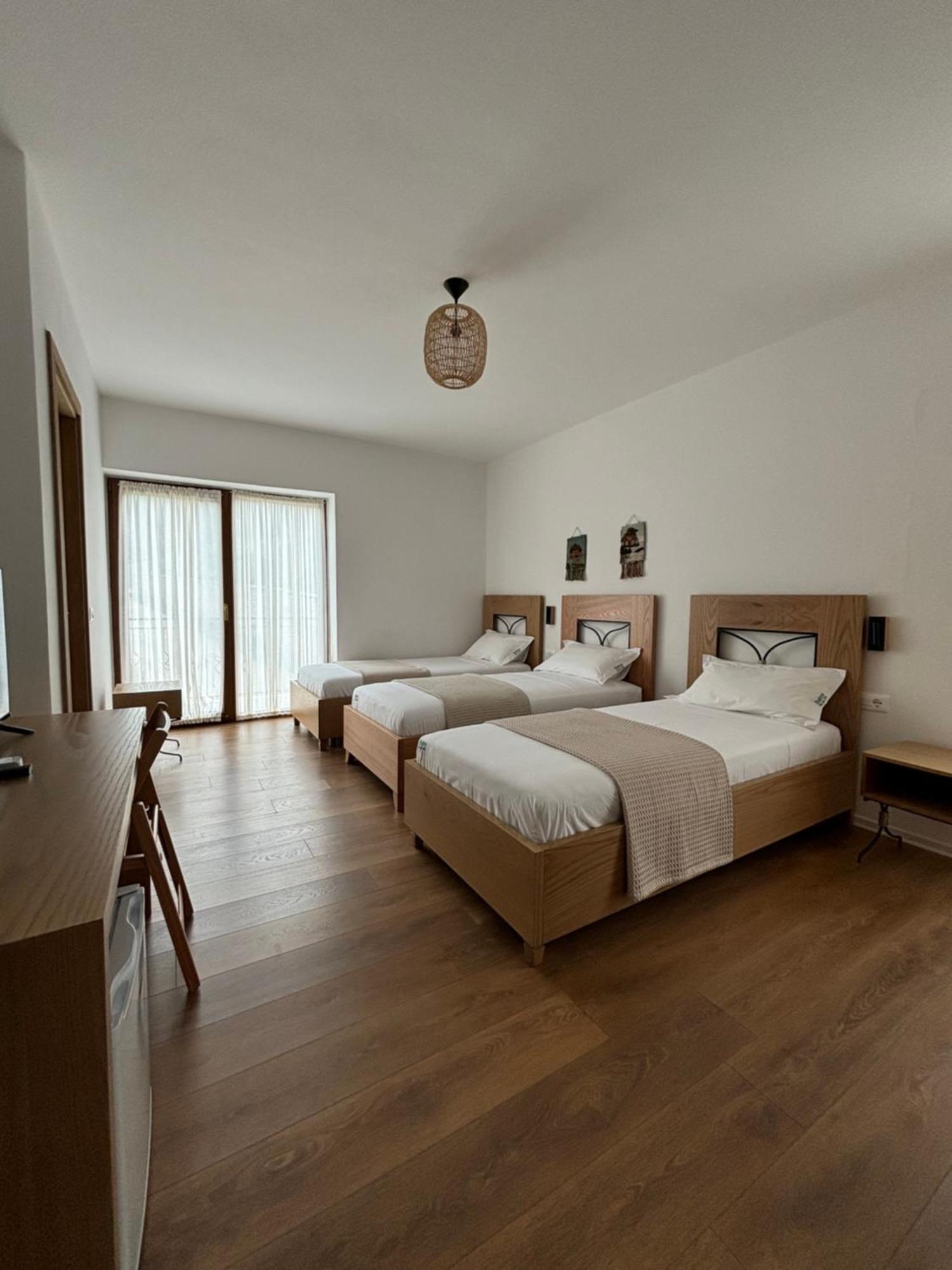 Hotel Gle-Alb Agrotourism Tepelene Exteriér fotografie